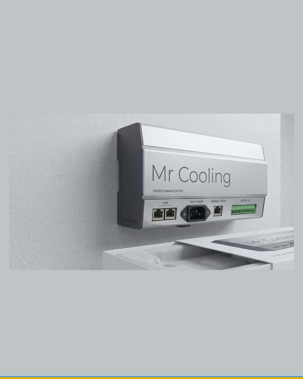 Energy Manager Pro von MR Cooling – Wandgerät mit LAN-, Modbus- und Digital-I/O-Anschlüssen